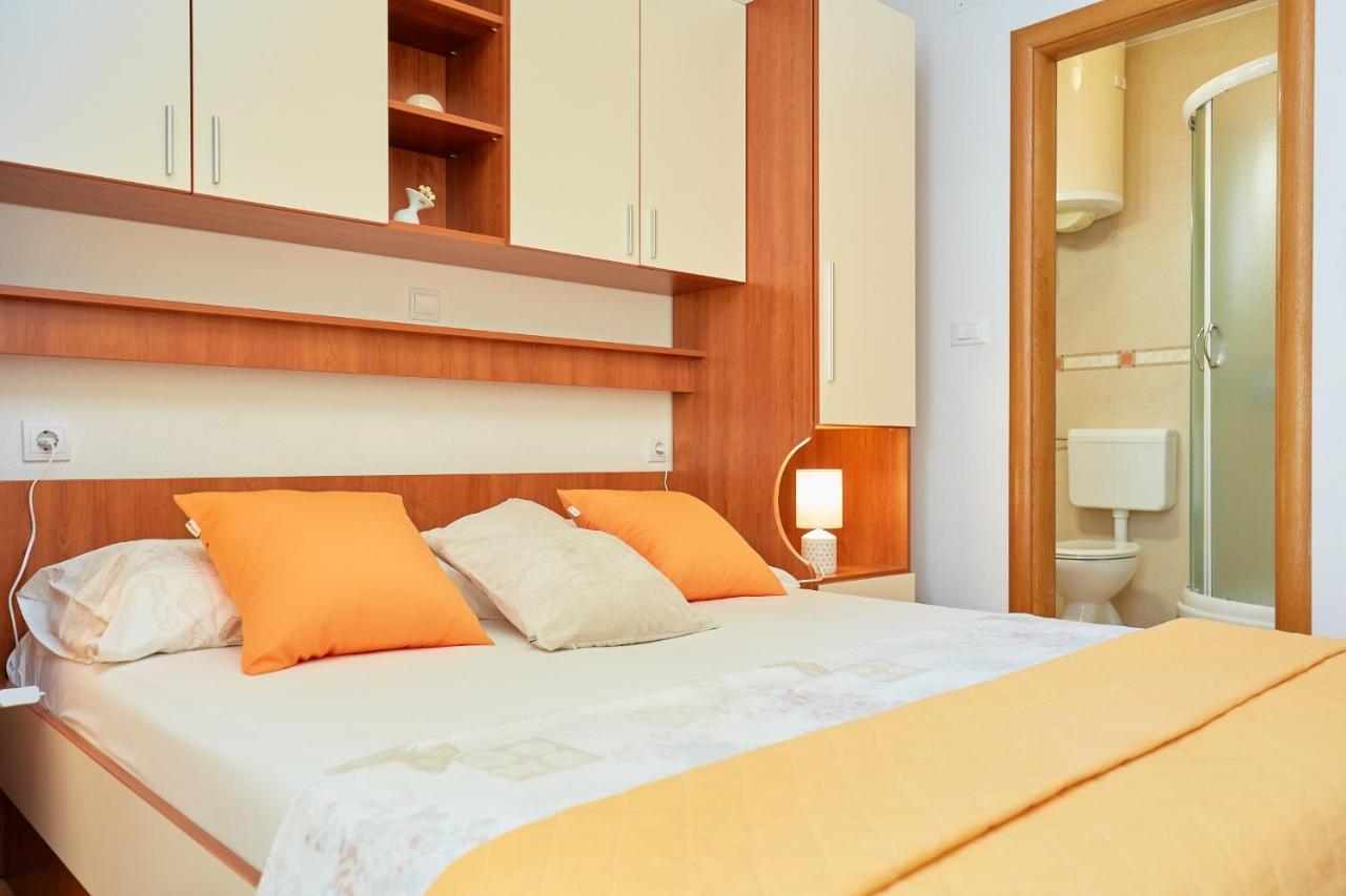 Apartments Zelic Tucepi Room photo
