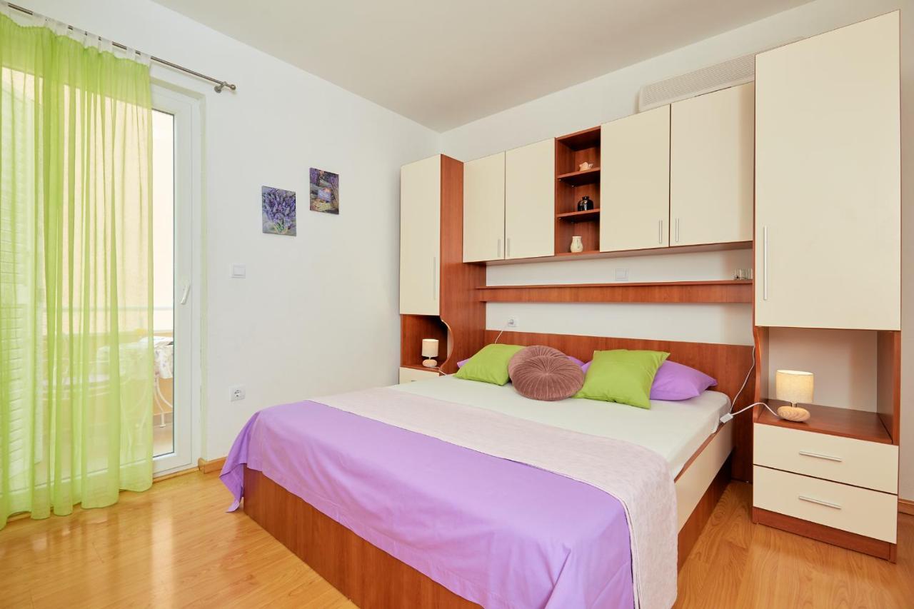 Apartments Zelic Tucepi Room photo