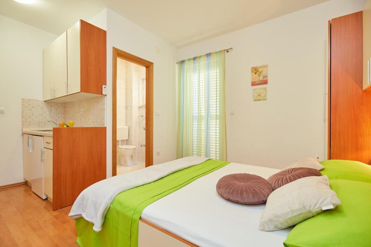 Apartments Zelic Tucepi Room photo