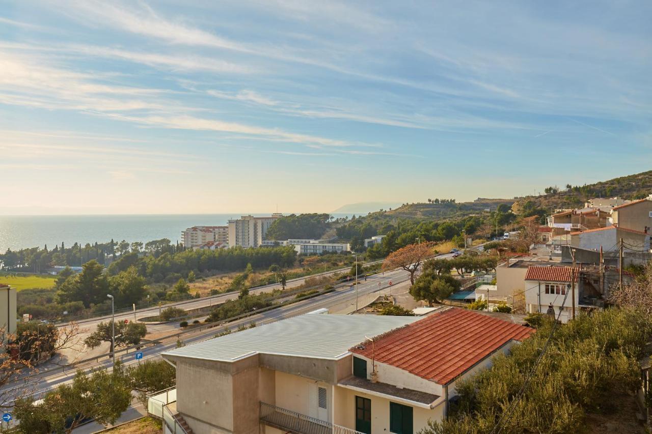 Apartments Zelic Tucepi Exterior photo